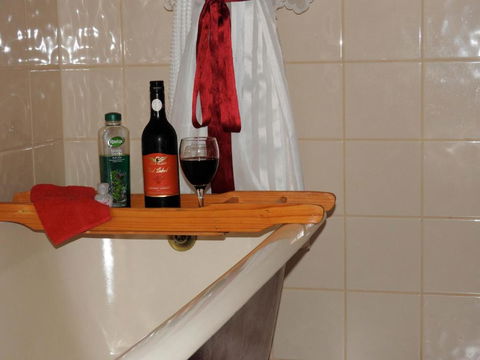 Twilight Grove Farm - Kalgoorlie Accommodation 6