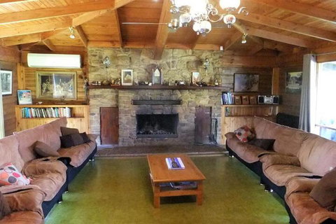 Gunyah Valley Retreat - Kalgoorlie Accommodation 5