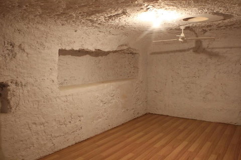 Cave Place Units - Kalgoorlie Accommodation 4