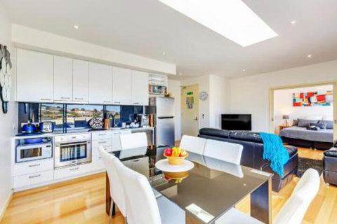 Bellerive Marina View Apartments NO 27 - Kalgoorlie Accommodation 0