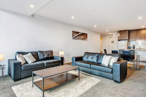 MJ Shortstay Southbank Grande Apartments - Kalgoorlie Accommodation 7