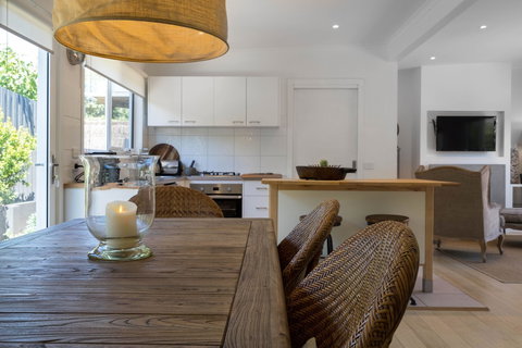 Capella Villa 1 - Kalgoorlie Accommodation 5