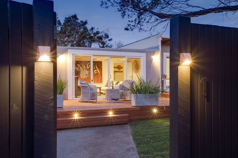 Capella Villa 1 - Kalgoorlie Accommodation 0