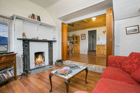 Taradale House Estate - Kalgoorlie Accommodation 4