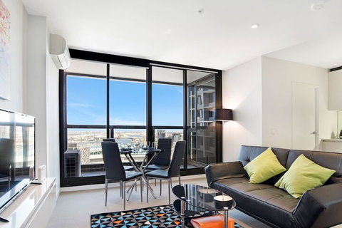 IFSuites (IFSTAYS) Upper West Side Apartment - Kalgoorlie Accommodation 2