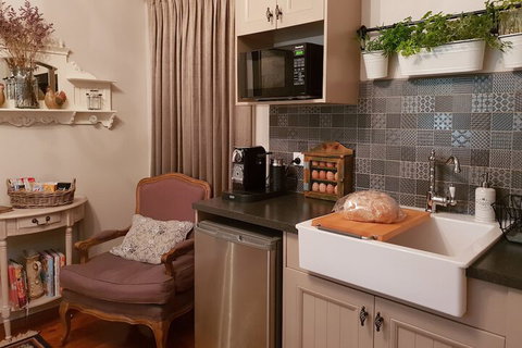 Villa DAmour - Kalgoorlie Accommodation 1