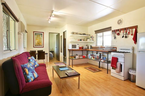 Berry Creek Bush Retreat - Kalgoorlie Accommodation 7