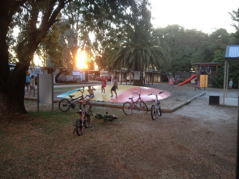 Nagambie Caravan Park & Motel - Kalgoorlie Accommodation 1