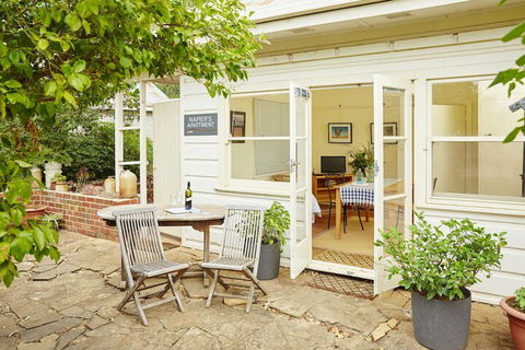 Lochinver Farm Homestead & Cottages - Kalgoorlie Accommodation 1