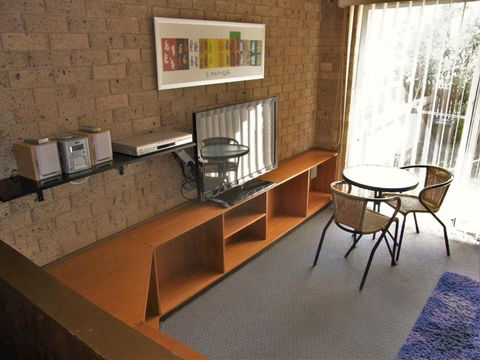 A Furnished Townhouse In Goulburn - Kalgoorlie Accommodation 1