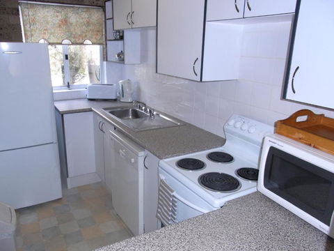 A Furnished Townhouse In Goulburn - Kalgoorlie Accommodation 2