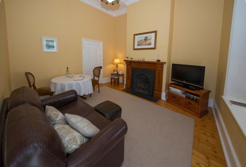 Yankalilla Bay Homestead - Kalgoorlie Accommodation 6