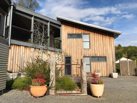 Sajes House & Pod - Kalgoorlie Accommodation 2