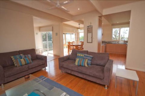 Nakarra - Kalgoorlie Accommodation 0