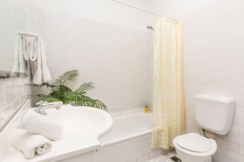Historic Cottage - Kalgoorlie Accommodation 5