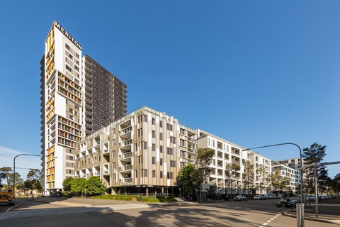 Meriton Suites Zetland - Kalgoorlie Accommodation 1