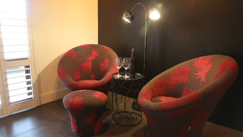 Irongate Studio - Kalgoorlie Accommodation 6