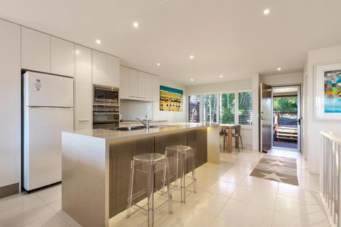 Comfortable & Stylish With Rooftop Spa - Kalgoorlie Accommodation 2