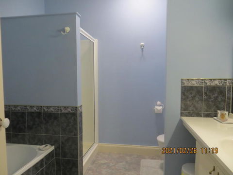 Arabella Country House - Kalgoorlie Accommodation 5
