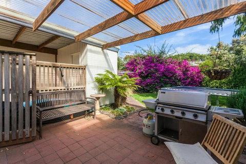 A River Bed Cottage - Kalgoorlie Accommodation 6