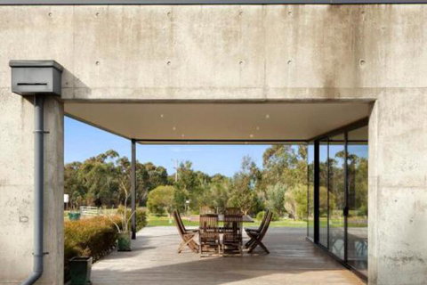 Cypress Hill - Kalgoorlie Accommodation 6