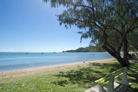 Maggies Beachfront Apt. 13 - Kalgoorlie Accommodation 2
