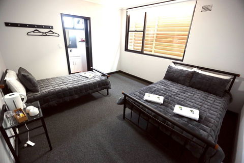 Panania Hotel - Kalgoorlie Accommodation 0