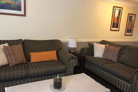 Caulta Apartments - Kalgoorlie Accommodation 3