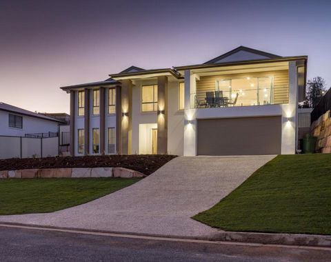 Brand New Executive Living - Kalgoorlie Accommodation 2