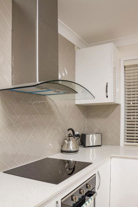 Brand New Executive Living - Kalgoorlie Accommodation 6