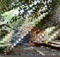 The Little Bush Hut - Kalgoorlie Accommodation