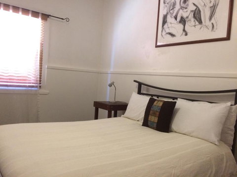 Flying Fox Backpackers - Kalgoorlie Accommodation 2