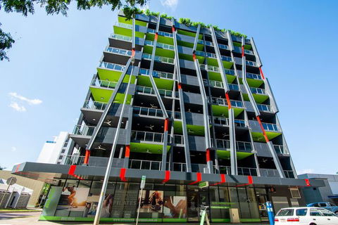 Magnum Serviced Apartments - Kalgoorlie Accommodation 1