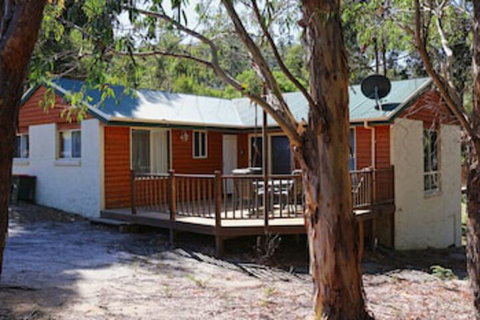Freycinet Hideaway - Kalgoorlie Accommodation 0