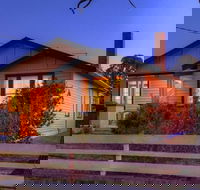 Grace's Spa Cottage - Kalgoorlie Accommodation