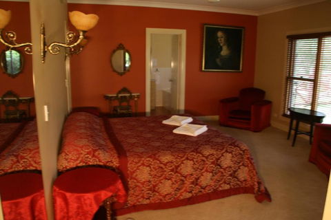 Nirvana Vista Estate - Kalgoorlie Accommodation 4