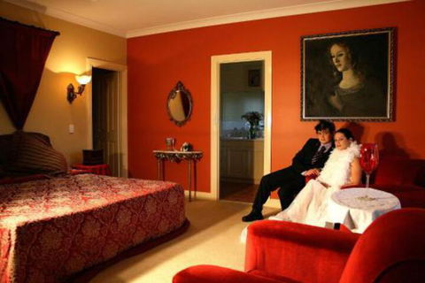 Nirvana Vista Estate - Kalgoorlie Accommodation 0