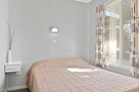 Dunbogan Caravan Park - Kalgoorlie Accommodation 5