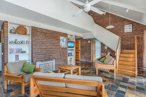 Bay Retreat Port Arthur - Kalgoorlie Accommodation 1