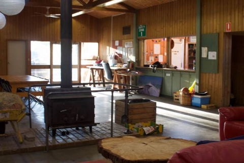 Longwood Retreat - Kalgoorlie Accommodation 7