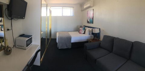 Tall Timbers Motel - Kalgoorlie Accommodation 1