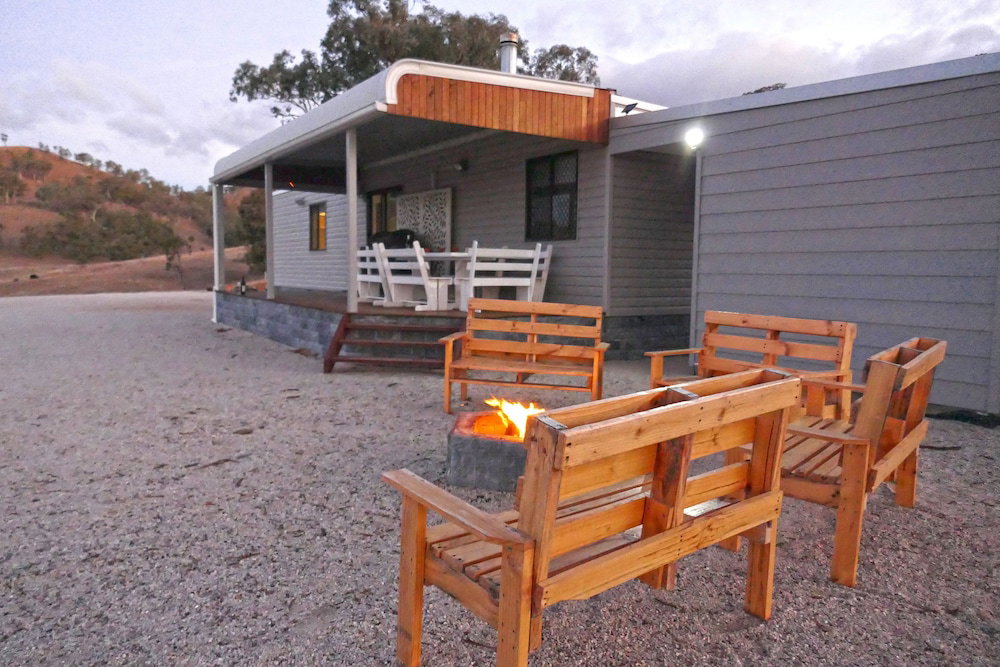 Piambong NSW Kalgoorlie Accommodation
