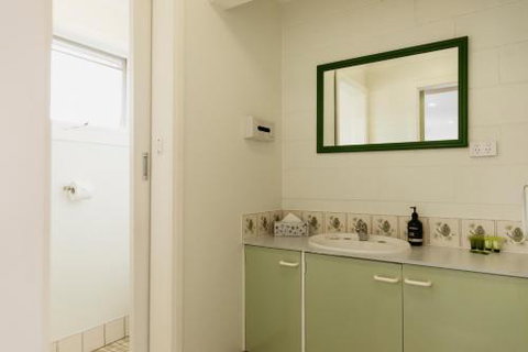 Anchor Wheel Motel - Kalgoorlie Accommodation 4