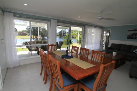 The Waterfront On Teal - Kalgoorlie Accommodation 6