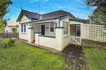 Allambee - Kalgoorlie Accommodation 1