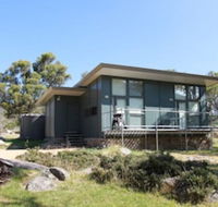Ecocrackenback 12 'Sustainable chalet close to the slopes.' - Kalgoorlie Accommodation