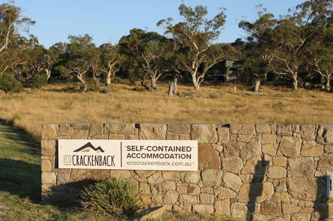 Ecocrackenback 13 'Sustainable Chalet Close To The Slopes.' - Kalgoorlie Accommodation 0