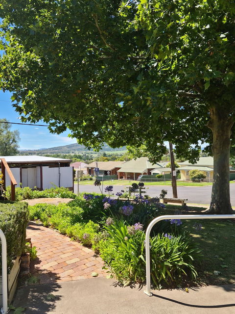 Henry's Quirindi - Kalgoorlie Accommodation 3