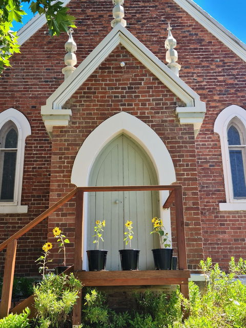 Henry's Quirindi - Kalgoorlie Accommodation 0
