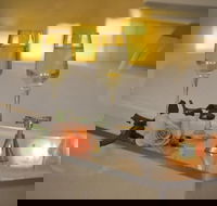 Sapphire Shores Luxury Retreat - Kalgoorlie Accommodation